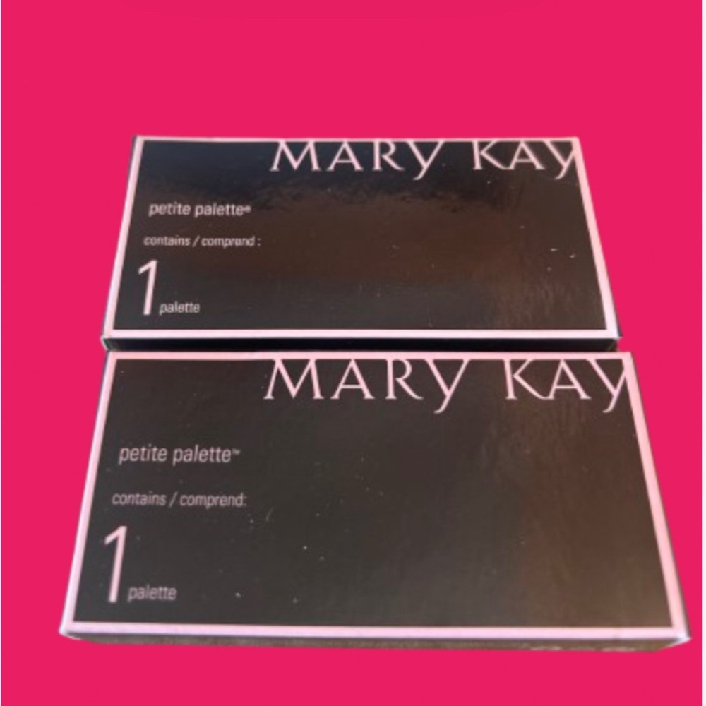 Mary Kay Elegant Black Cosmetic Case